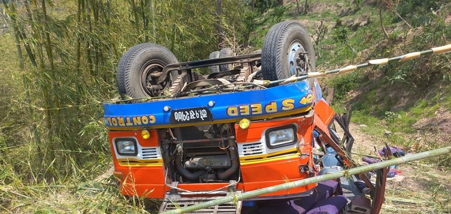Buss dkt accident